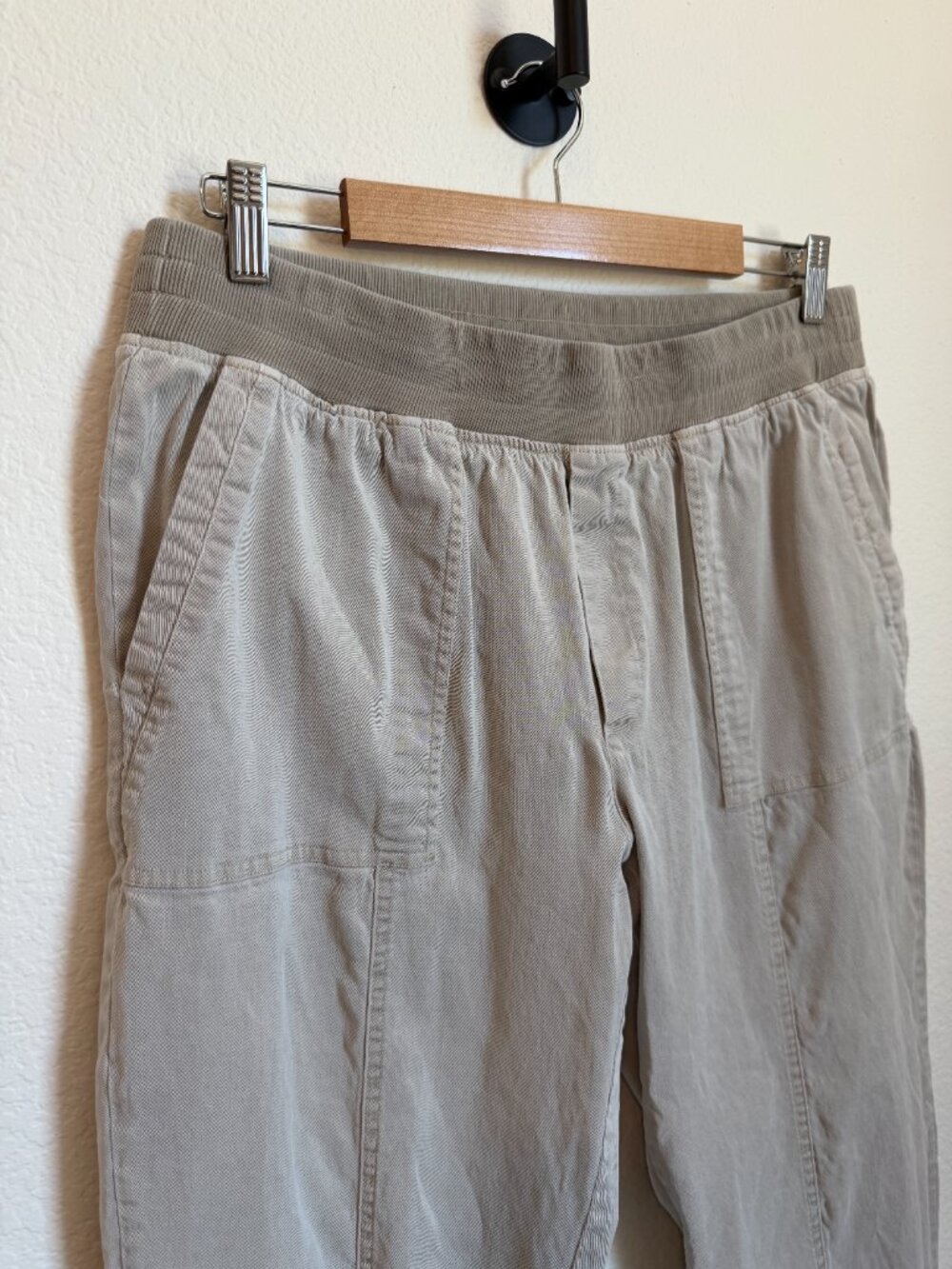 Soft Surroundings Medina Roll Up Pants Beige Utility Pull On Size Large - Picture 4 of 7